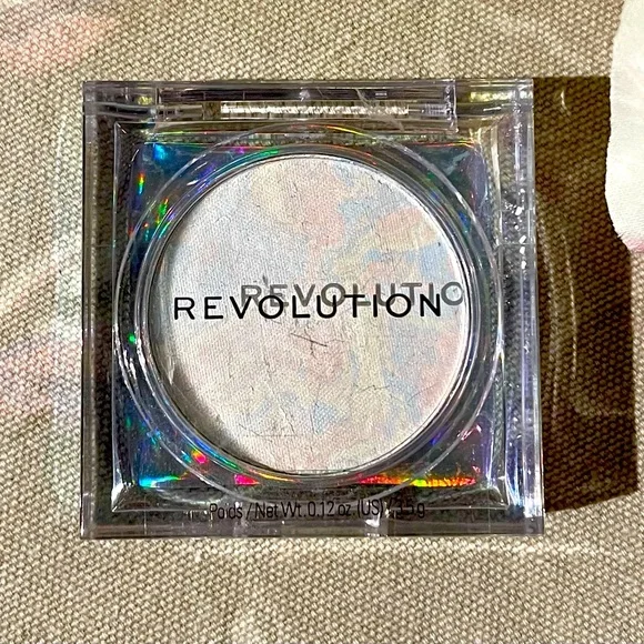 Prism Pressed Powder - Picture 1 of 5